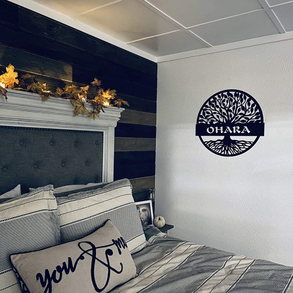 RealSteel Personalized Metal Wall Art - Custom Tree of Life Design with Family Name - Circular Metal Sign - Personalized Wedding, Anniversary, or Housewarming Gift - Black, 30"