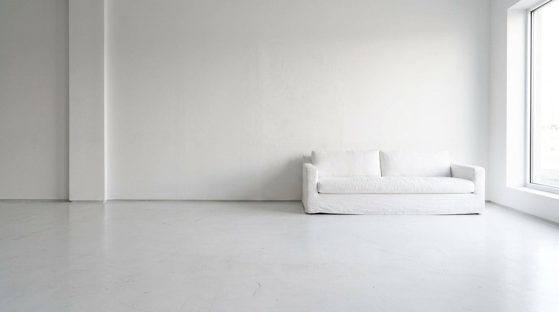 How to Create a High-End Atmosphere with Monochromatic White Decor
