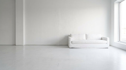 How to Create a High-End Atmosphere with Monochromatic White Decor