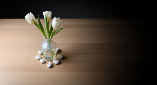 How to Use Negative Space to Make Your Table Centerpiece Stand Out