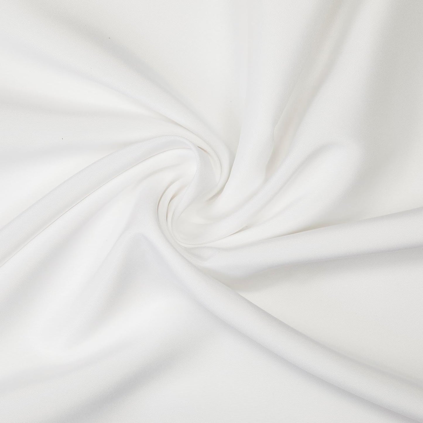 Gee Di Moda Rectangle Tablecloth - 70 x 120 Inch White Table Cloth for 6 or 8 Foot Rectangle Table - Heavy Duty Washable Fabric - for Buffet Table, Holiday Party, Dinner, Wedding & Baby Shower