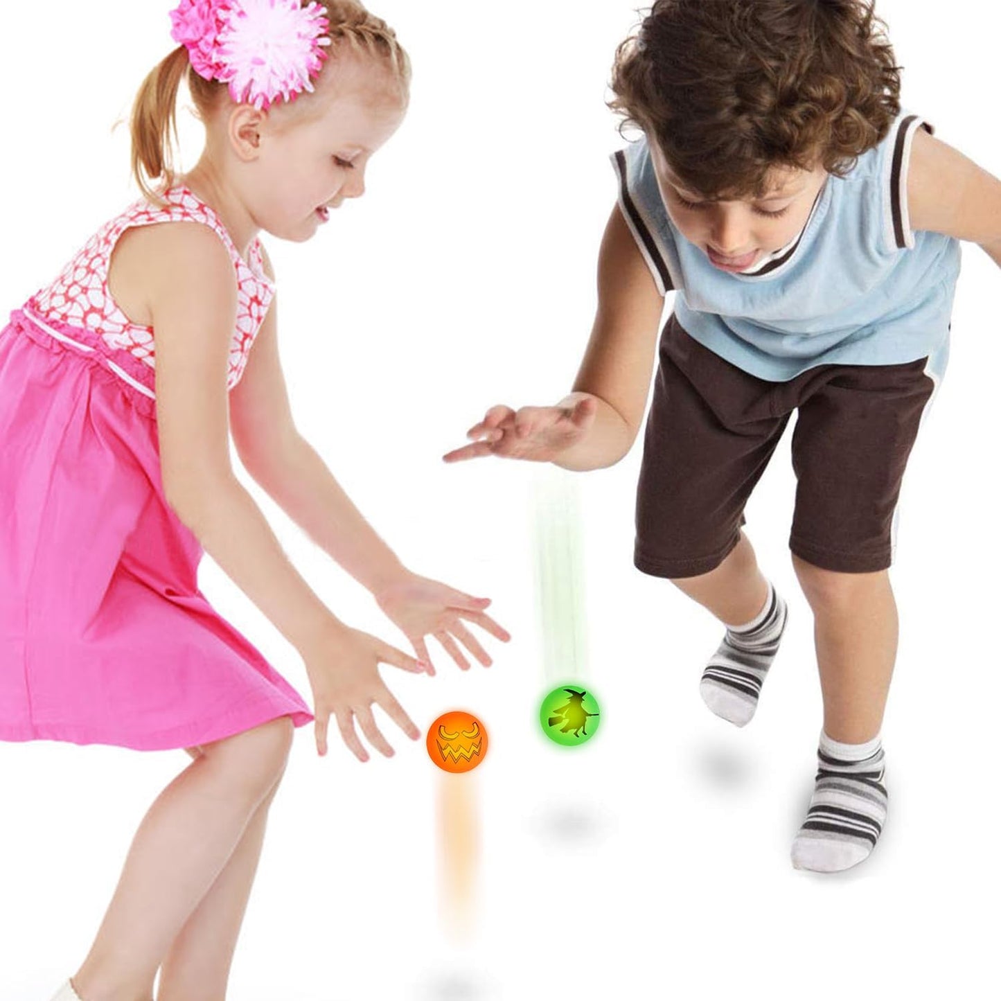 200 Pcs Halloween Party Favors, Glow in The Dark Bouncy Balls 10 Halloween- Themed Designs, Halloween Party Favors Supplies Trick or Treating Goodies Bag Gifts Fillers, School Classroom Game Rewards