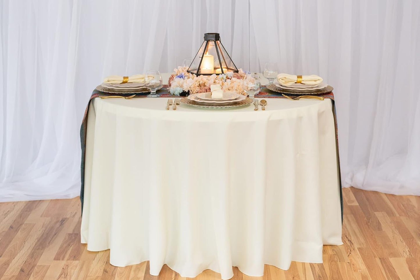 LTC LINENS 10 Pack 108 Inch Round Tablecloths Ivory - Bulk for 48 Inch Round Table Floor Length - Wrinkle Resistant Polyester Fabric Cloth for Wedding
