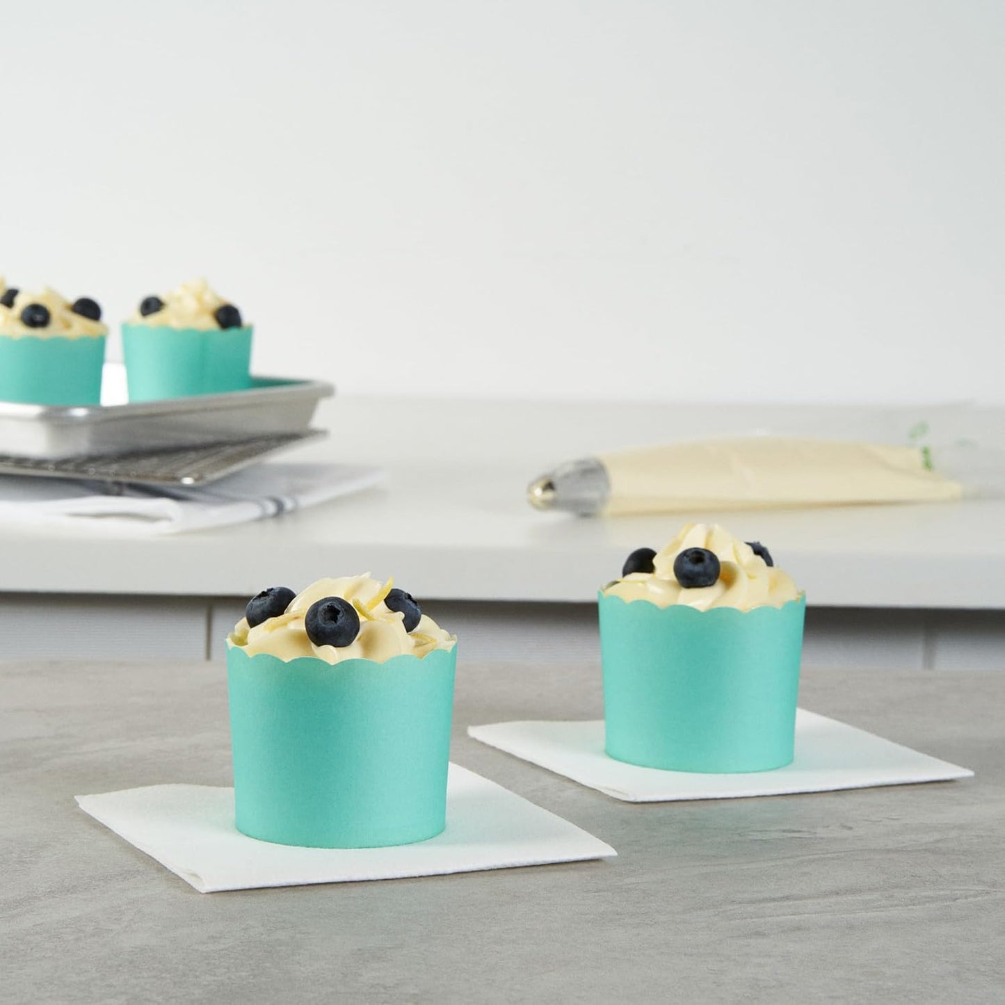 Panificio 6 Ounce Cupcake Wrappers, 200 Scalloped Baking Cups - Oven-Ready, Greaseproof, Turquoise Paper Cupcake Liners, Disposable, For Birthdays, Baby Showers, Or Weddings - Restaurantware