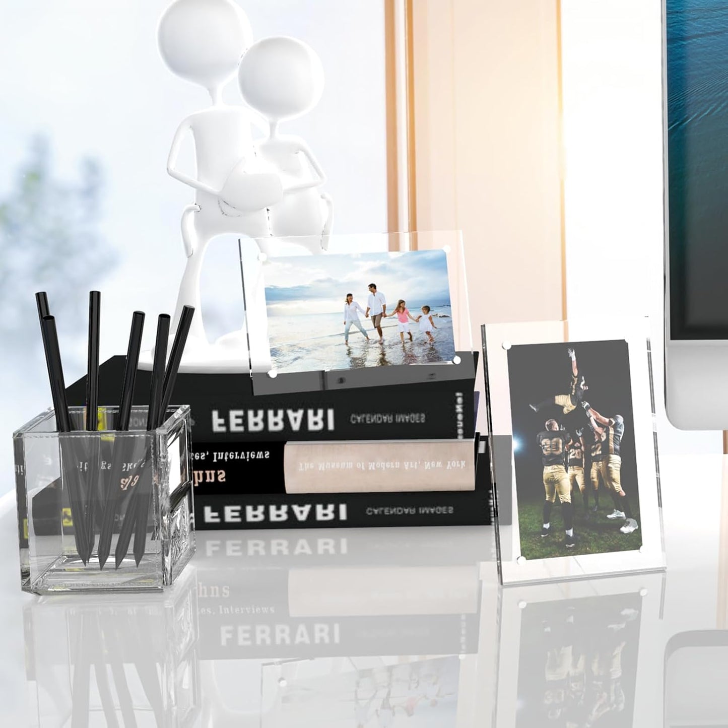 HELPLEX Picture Frames, 6 Pack 4x6 inch Acrylic Picture Frame Clear 4 x 6 Photo Frames Magnetic Picture Frames Ready for Tabletop Display, Effectively Protect Photos from Fading and Yellowing