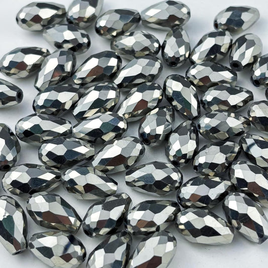 200pcs 3x5mm Teardrop Crystal Glass Beads for Jewelry Making, Faceted Vertical Hole Teardrop Glass Spacer Beads for Wind Chimes Bracelet Earring Necklace DIY Craft(Silver)