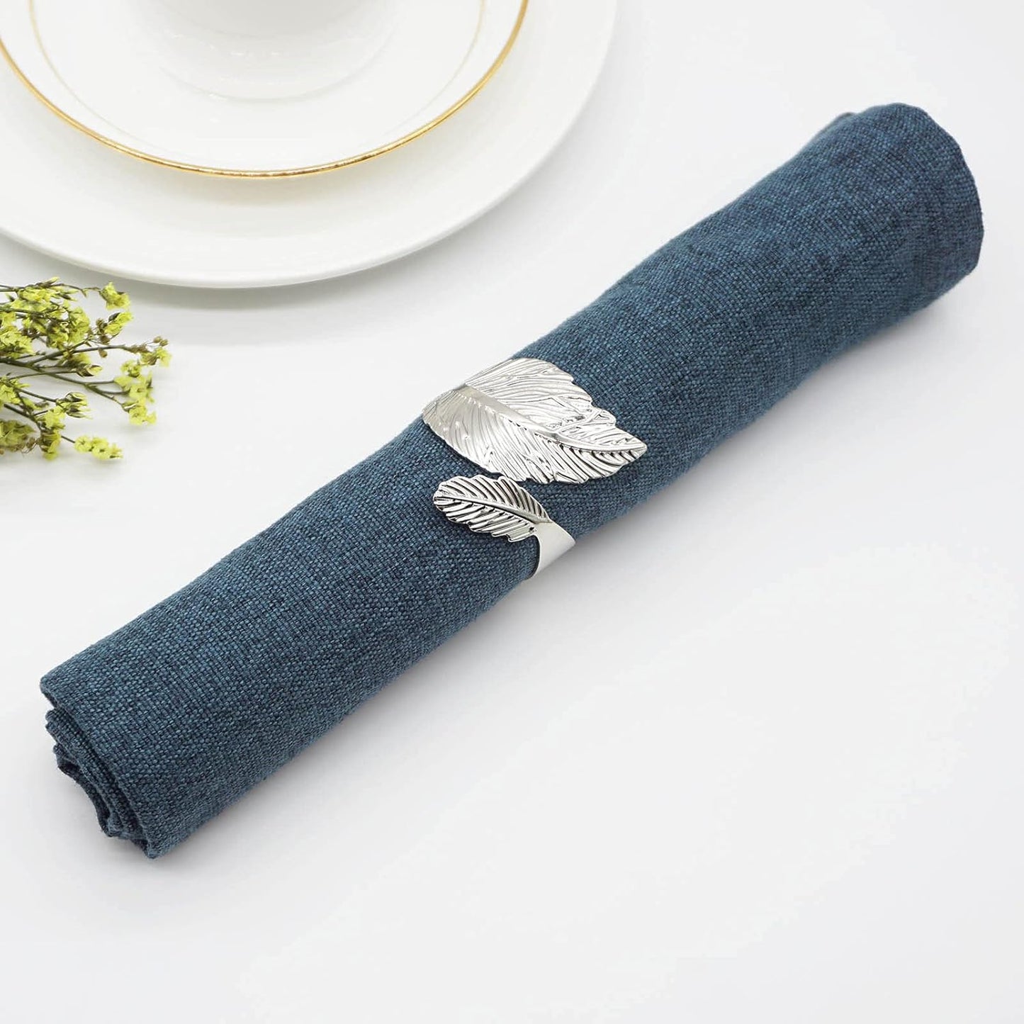 Silver Leaf Napkin Rings Set of 6, Leaves Napkin Rings for Table Setting, Metal Leaf Napkin Holder Rings for Holiday Party, Wedding, Banquet, Formal or Casual Dinning Table Decor (Silver)