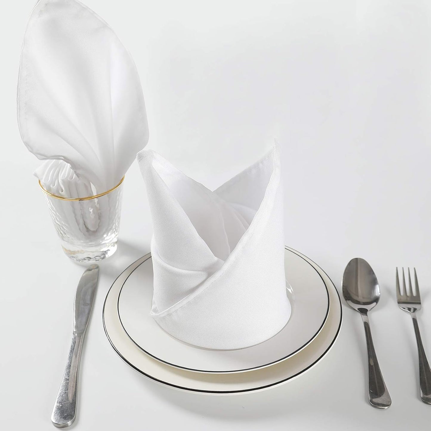 Cloth Napkins 20x20 inch Washable Polyester Dinner Napkins Soft Table Napkins for Wedding Party Dining Banquet(White,25PCS)