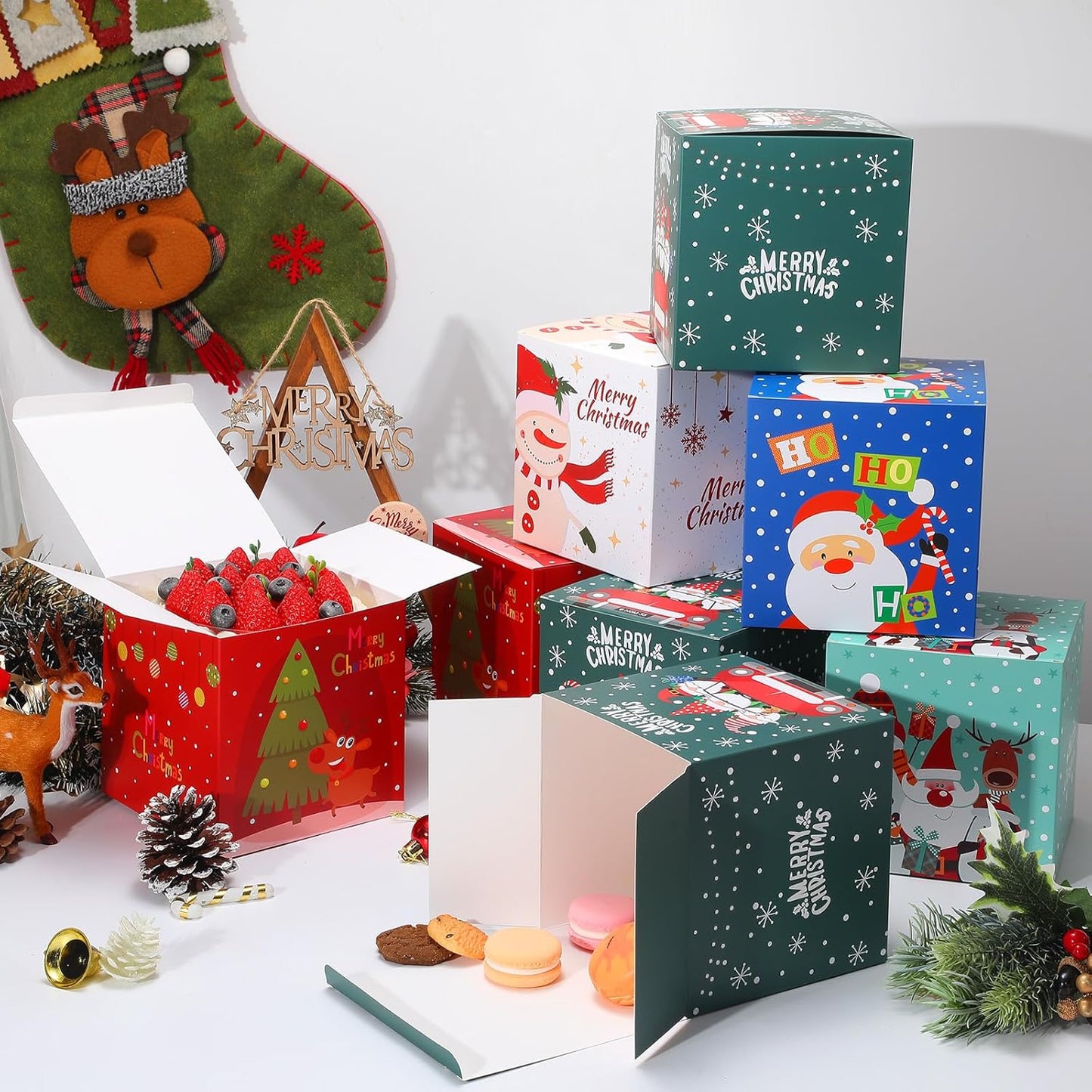 COTOPHER 20 Pcs Christmas Gift Boxes, 5" x 5" x 5" Xmas Candy Boxes for Gift Giving, Paper Treat Ornament Gift Box Decorative Christmas Goodie Box for School Home Holiday Party Favors Supplies