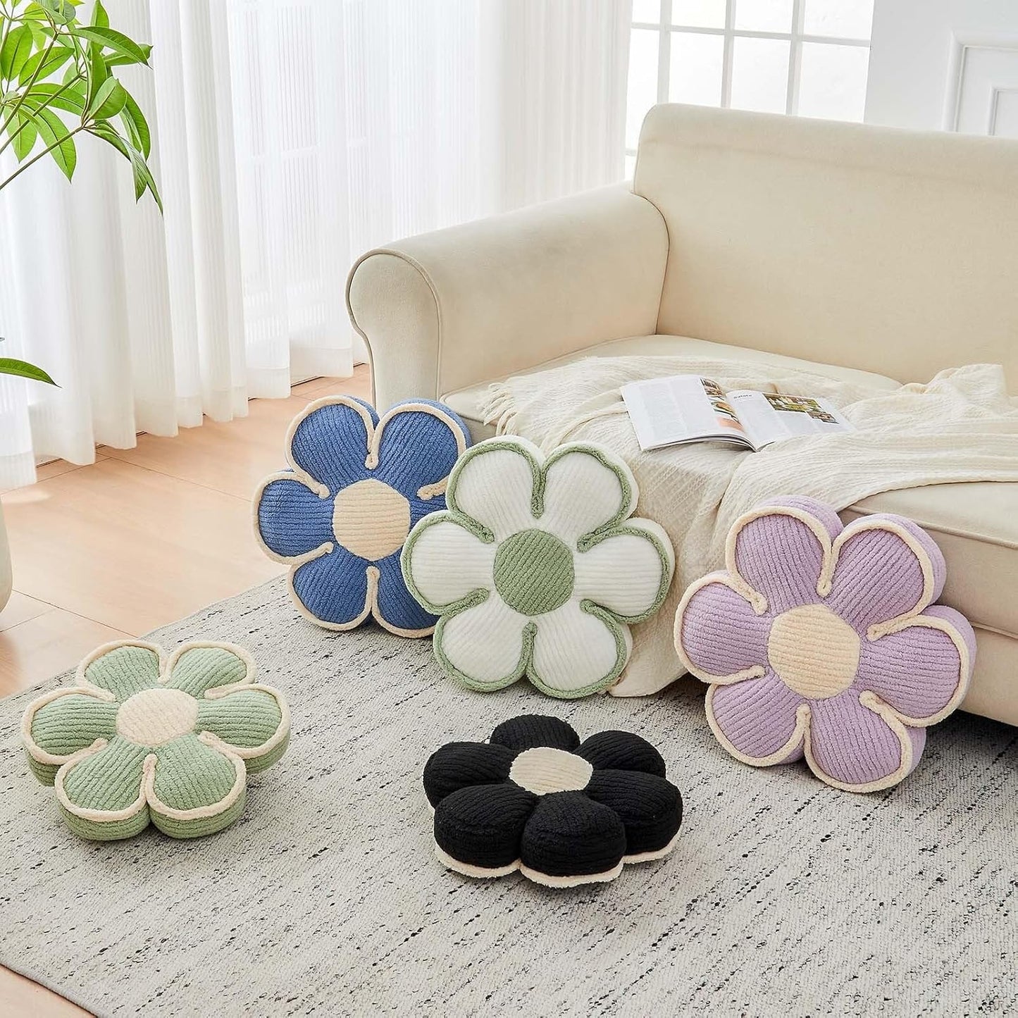 Flower Pillow, Soft Flower Decorative Throw Pillow, Cute Daisy Flower Shaped Seating Floor Cushion Room Décor Plush Pillows for Sofa Couch Bed (13.7 Inch, White)