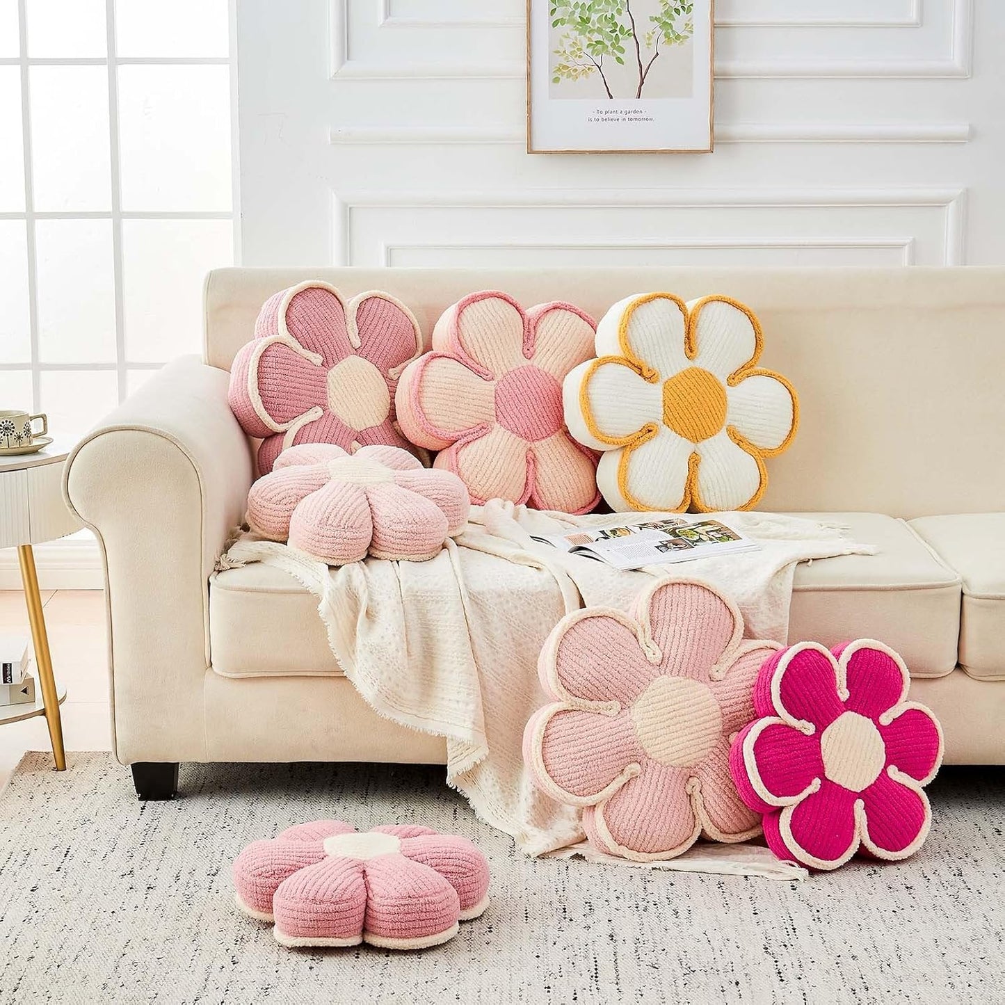 Flower Pillow, Soft Flower Decorative Throw Pillow, Cute Daisy Flower Shaped Seating Floor Cushion Room Décor Plush Pillows for Sofa Couch Bed (17.7 Inch, Hot Pink)