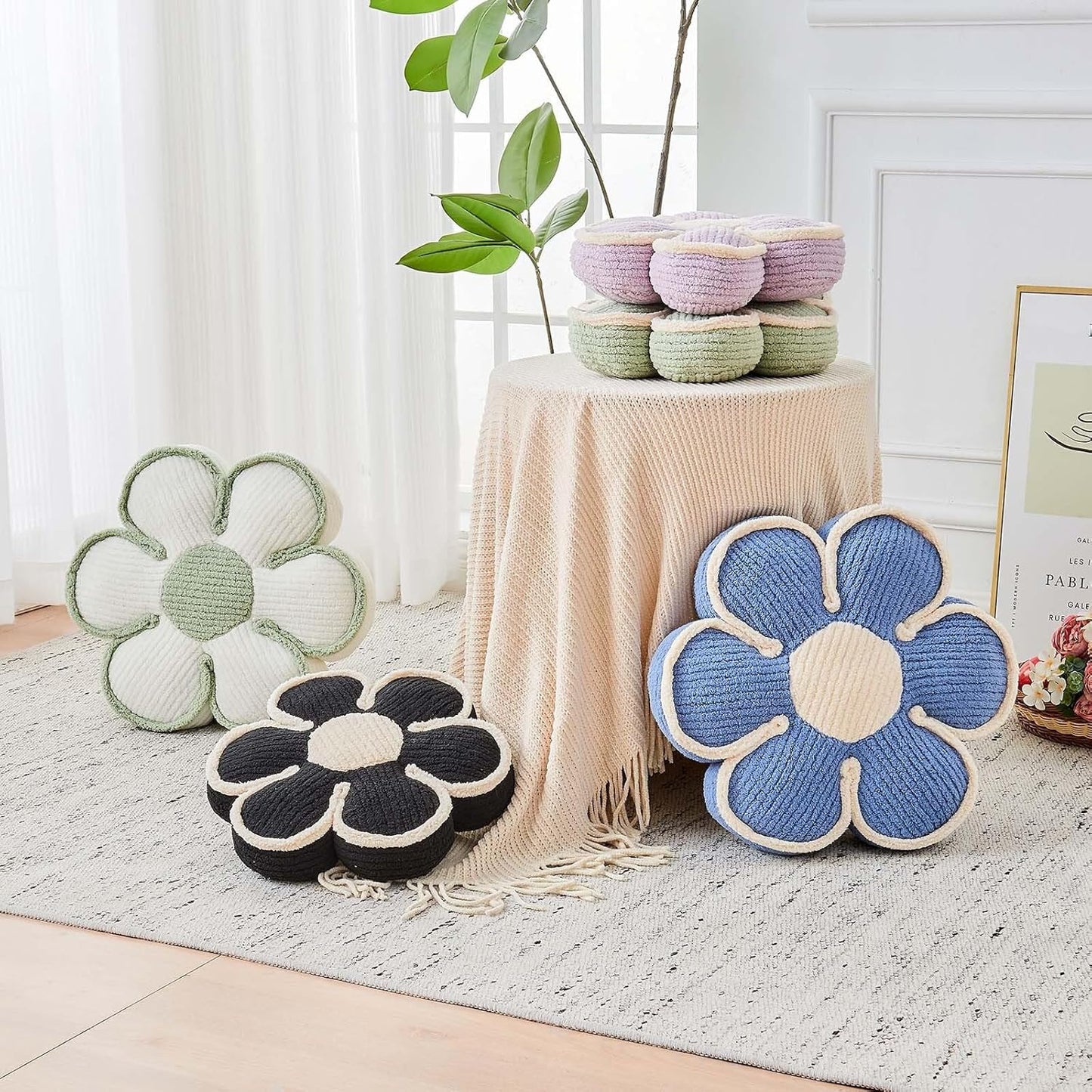 Flower Pillow, Soft Flower Decorative Throw Pillow, Cute Daisy Flower Shaped Seating Floor Cushion Room Décor Plush Pillows for Sofa Couch Bed (17.7 Inch, Lavender)