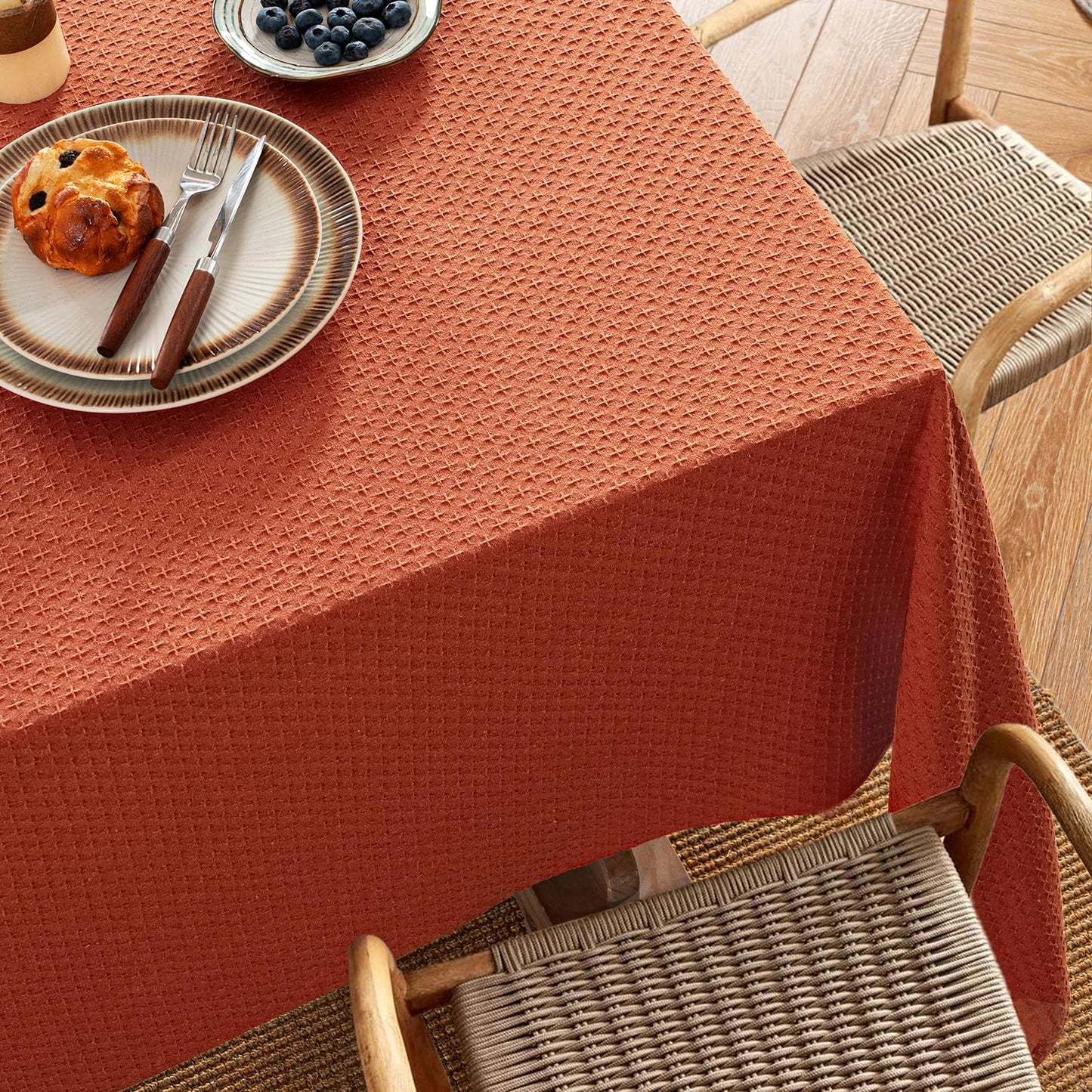 MIULEE Fall Tablecloth Burnt Orange Linen Cottton Table Cloth Rectangle Waterproof Spillproof Cross-Star Textured Decorative Farmhouse Style for Dining Party Weddings 60x84 Inch