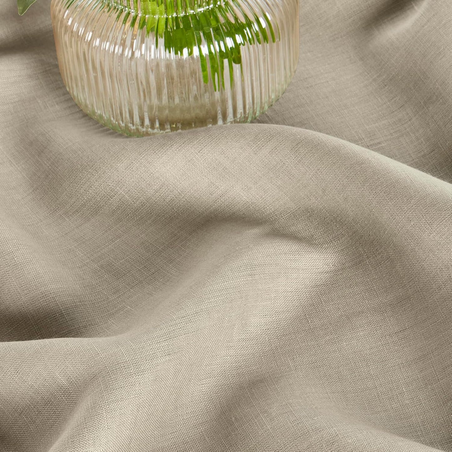 Solino Home Linen Tablecloth 60 x 90 Inch - 100% Pure Linen Vintage Khaki Table Cloth for Rectangle Tables - Fete, Machine Washable Tablecloth for Fall, Autumn, Thanksgiving